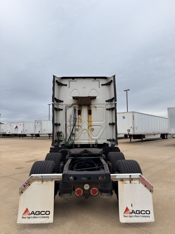 2016 Freightliner Cascadia -GV0796