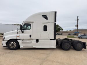2016 Freightliner Cascadia -GV0802