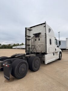 2016 Freightliner Cascadia -GV0802
