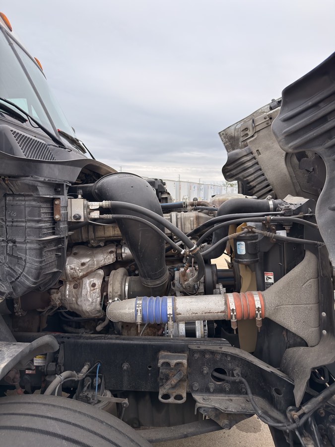 2016 Freightliner Cascadia -GV0802