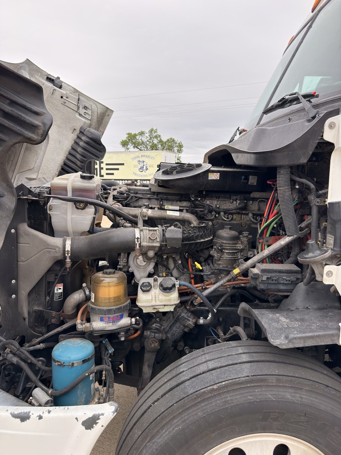 2016 Freightliner Cascadia -GV0802