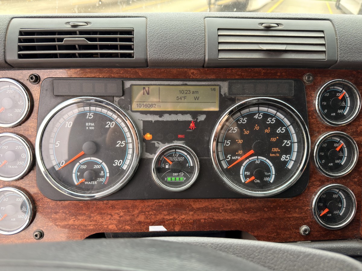 2016 Freightliner Cascadia -GV0802