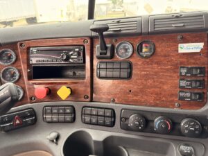 2016 Freightliner Cascadia -GV0802