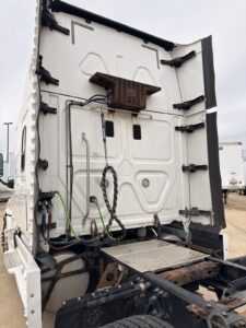 2016 Freightliner Cascadia - GV0795