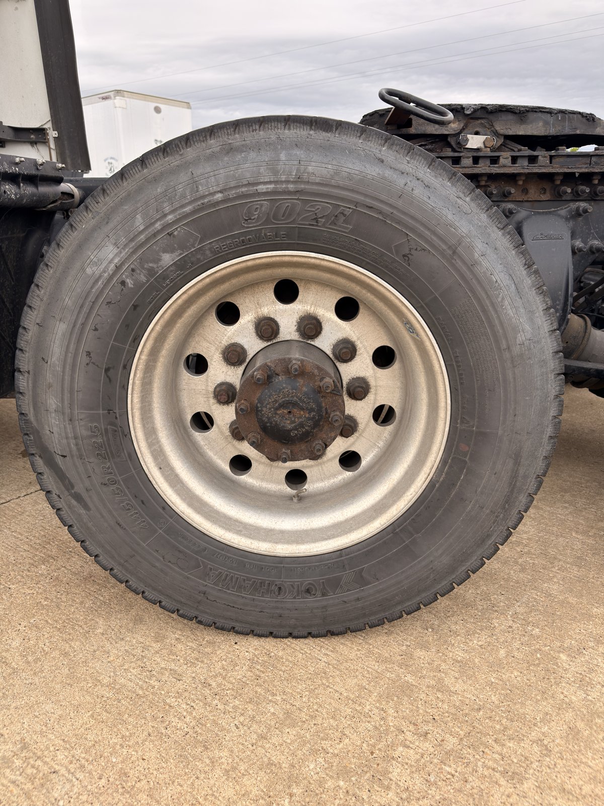 2016 Freightliner Cascadia - GV0795