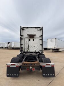 2016 Freightliner Cascadia - GV0795