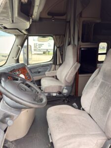 2016 Freightliner Cascadia - GV0795
