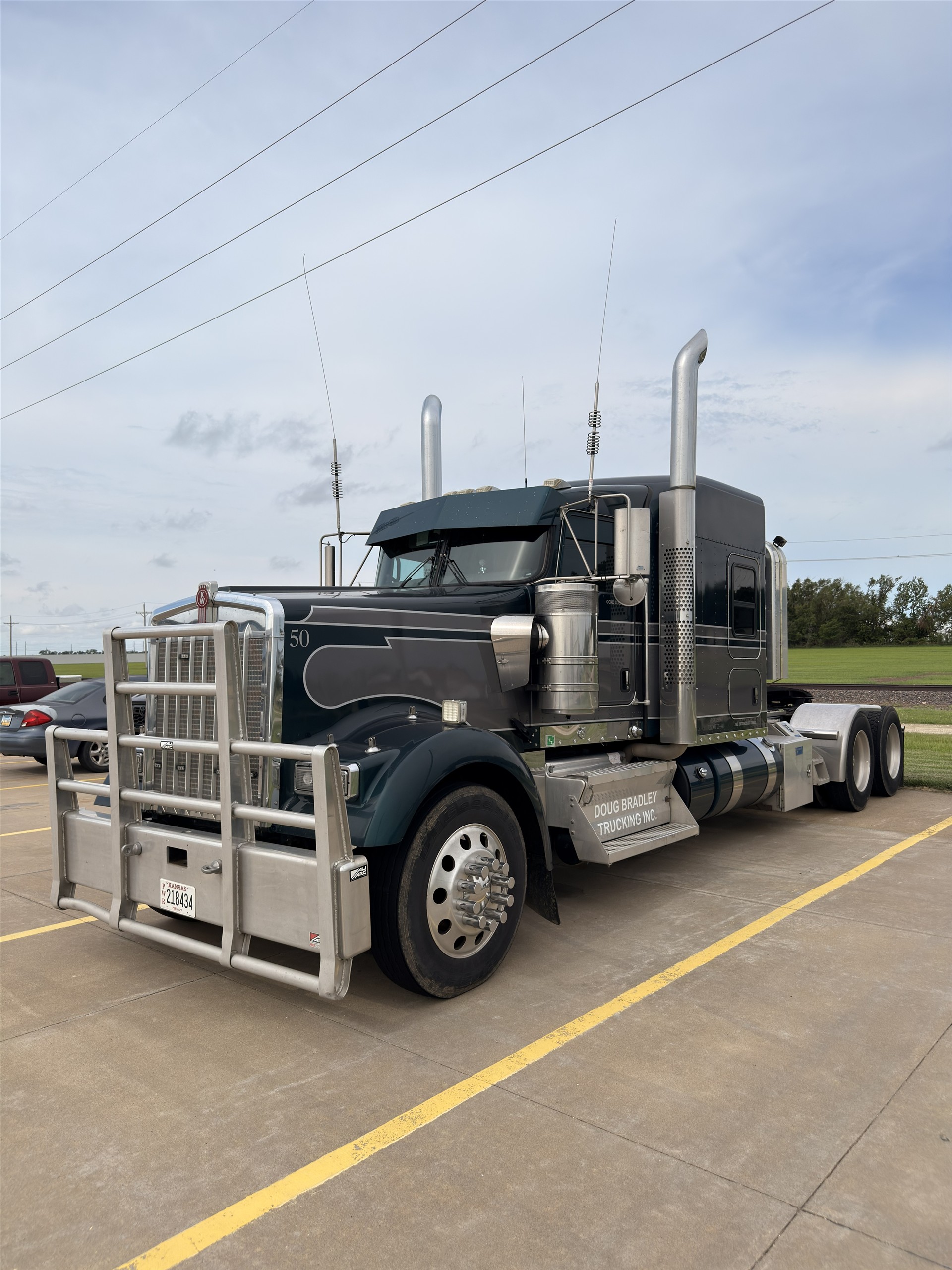 Kenworth W9 - 2019
