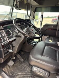 Kenworth W9 - 2019