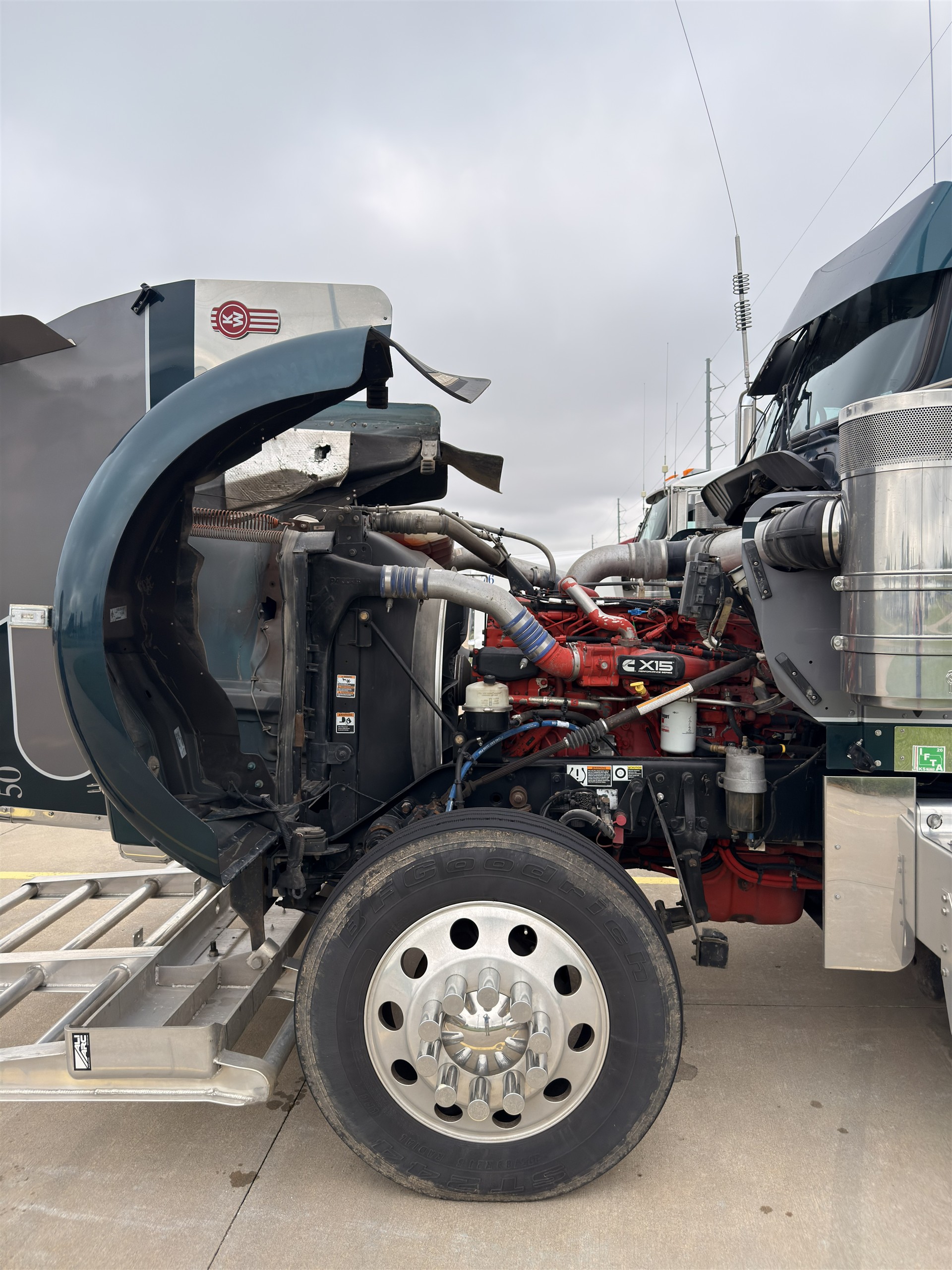 Kenworth W9 - 2019